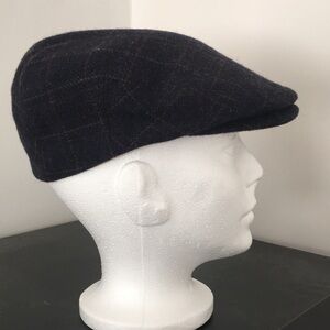 Wool flat cap vintage vibes new-like condition.Made in Belgium,British made wool